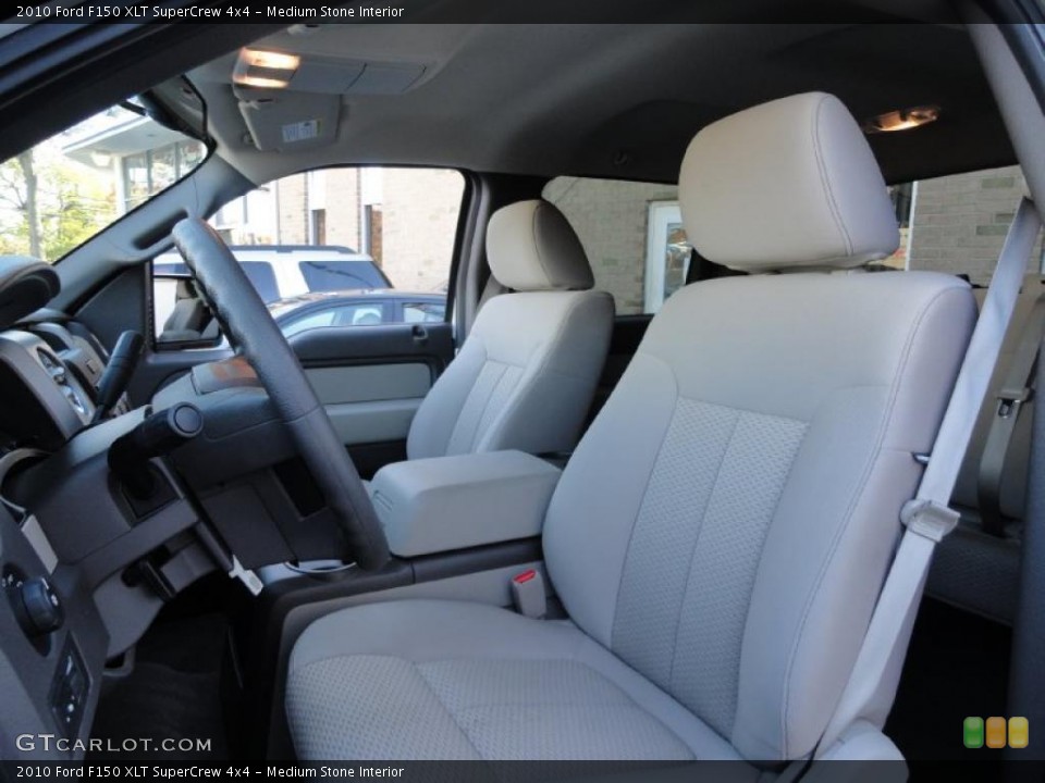 Medium Stone Interior Photo for the 2010 Ford F150 XLT SuperCrew 4x4 #39869558