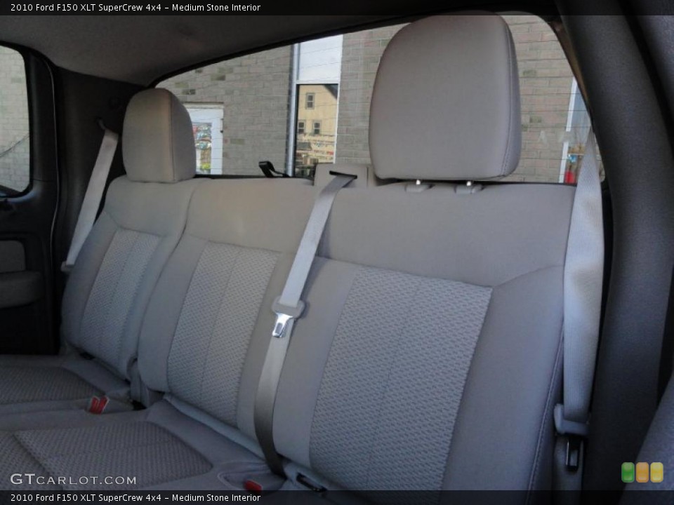 Medium Stone Interior Photo for the 2010 Ford F150 XLT SuperCrew 4x4 #39869642