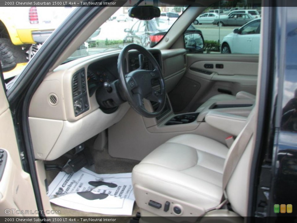 Tan/Neutral Interior Photo for the 2003 Chevrolet Suburban 1500 LT 4x4 #39869719