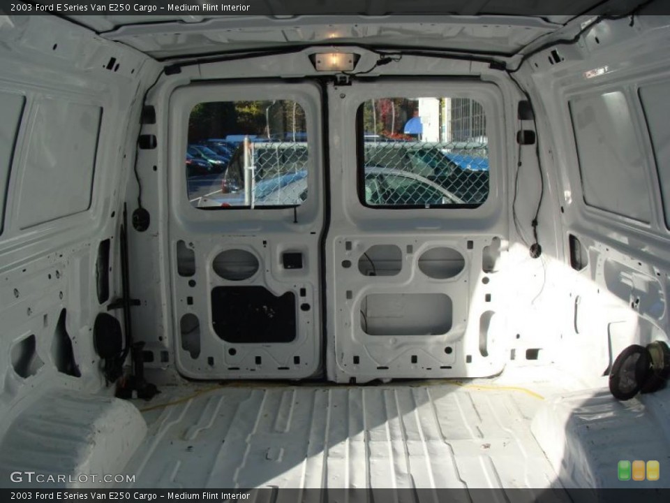 Medium Flint Interior Photo for the 2003 Ford E Series Van E250 Cargo #39869751