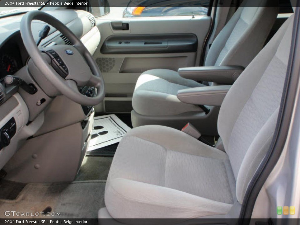 Pebble Beige Interior Photo for the 2004 Ford Freestar SE #39871431