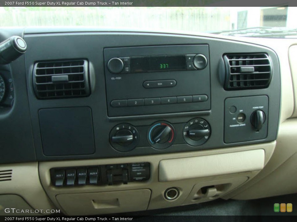 Tan Interior Controls for the 2007 Ford F550 Super Duty XL Regular Cab Dump Truck #39872143