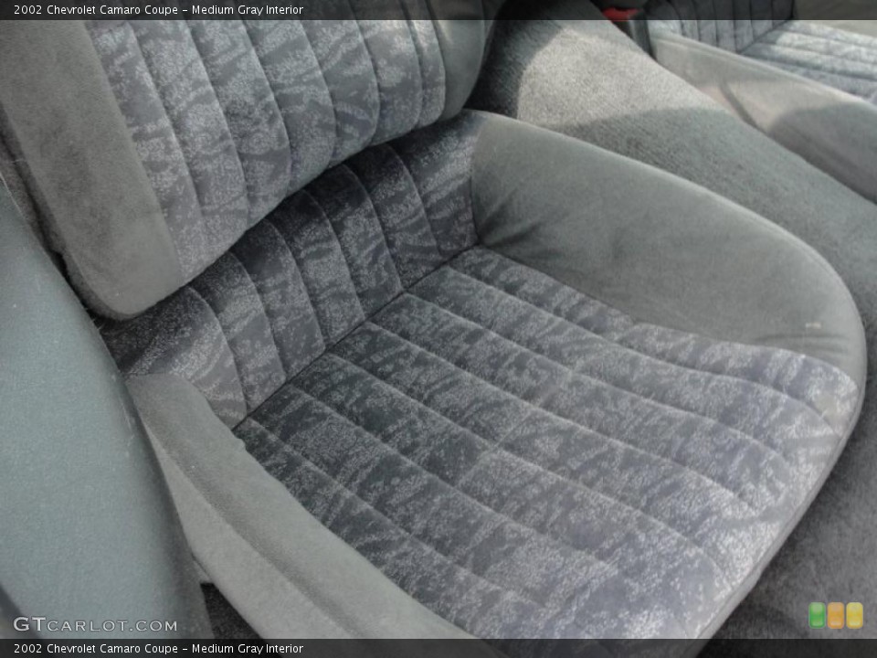 Medium Gray Interior Photo for the 2002 Chevrolet Camaro Coupe #39872784