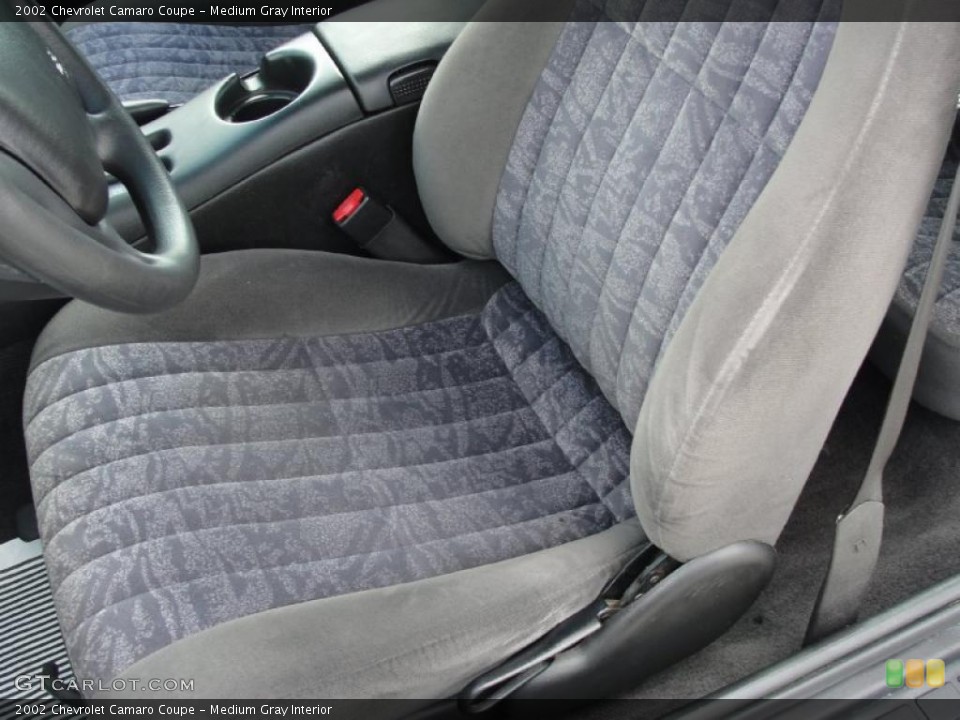 Medium Gray Interior Photo for the 2002 Chevrolet Camaro Coupe #39872856