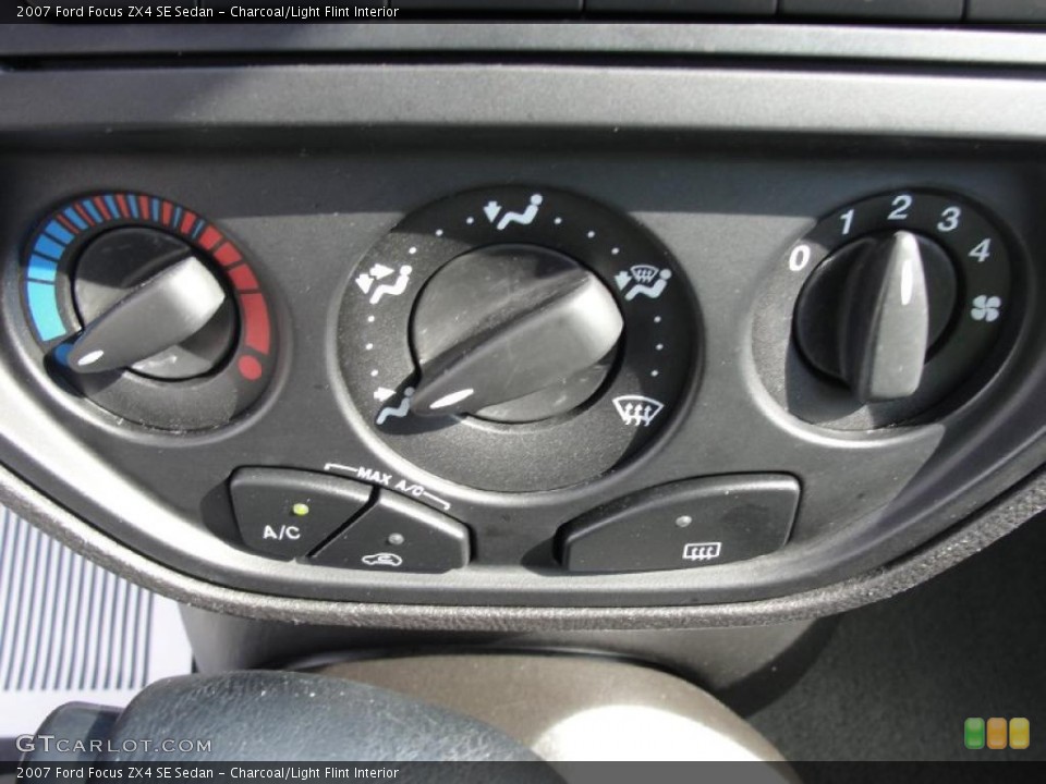 Charcoal/Light Flint Interior Controls for the 2007 Ford Focus ZX4 SE Sedan #39875421