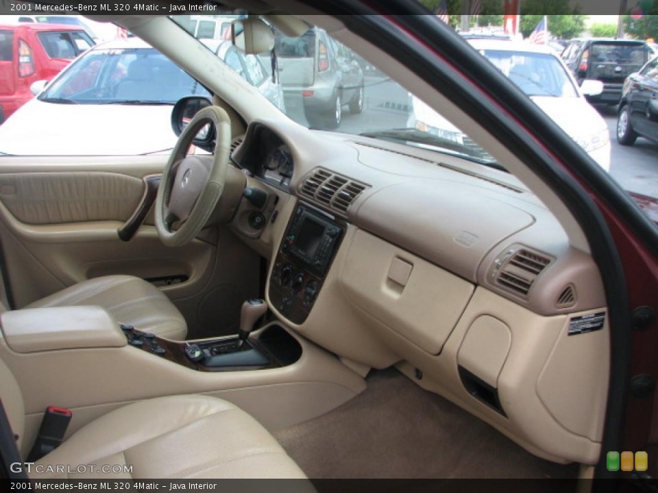 Java Interior Photo for the 2001 Mercedes-Benz ML 320 4Matic #39877487