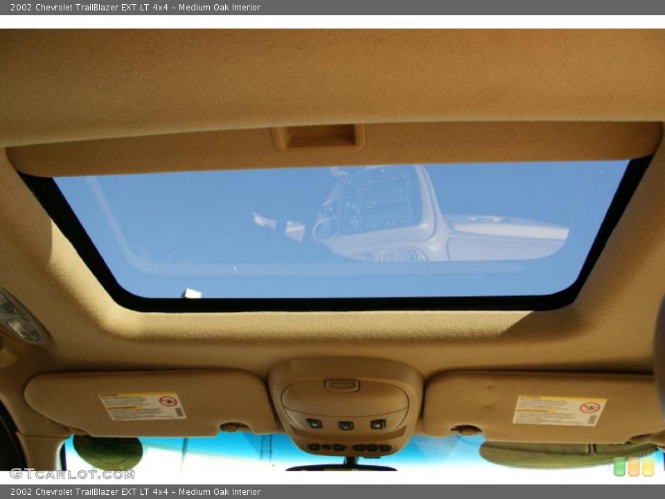Medium Oak Interior Sunroof for the 2002 Chevrolet TrailBlazer EXT LT 4x4 #39877811