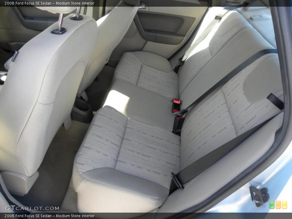 Medium Stone Interior Photo for the 2008 Ford Focus SE Sedan #39878563