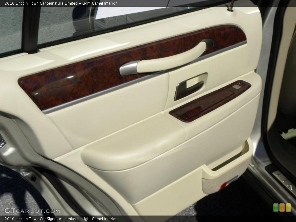 Light Camel Interior Door Panel for the 2010 Lincoln Town Car Signature Limited #39879423