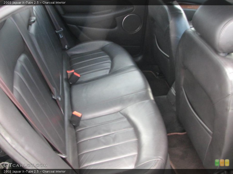 Charcoal Interior Photo for the 2003 Jaguar X-Type 2.5 #39879607