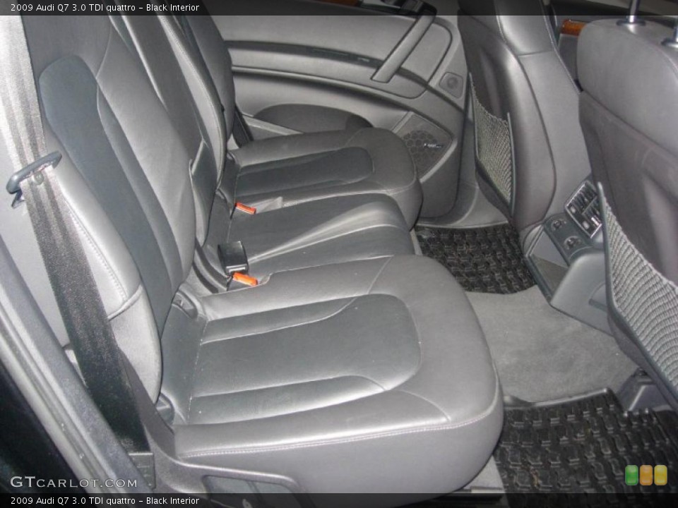 Black Interior Photo for the 2009 Audi Q7 3.0 TDI quattro #39880603