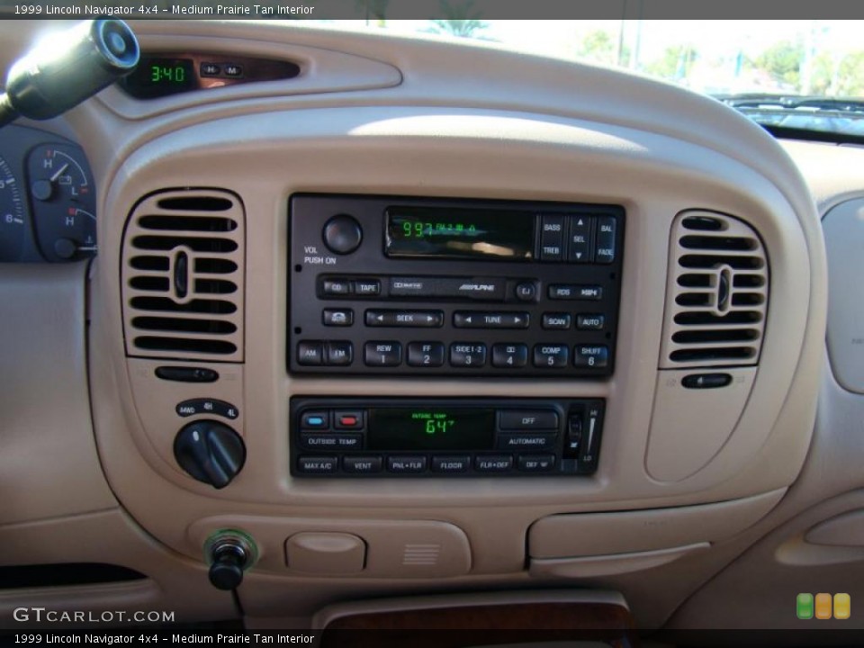 Medium Prairie Tan Interior Controls for the 1999 Lincoln Navigator 4x4 #39881547