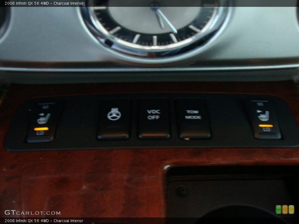 Charcoal Interior Controls for the 2008 Infiniti QX 56 4WD #39884848