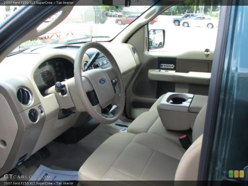 Tan Interior Photo for the 2007 Ford F150 XLT SuperCrew #39885404