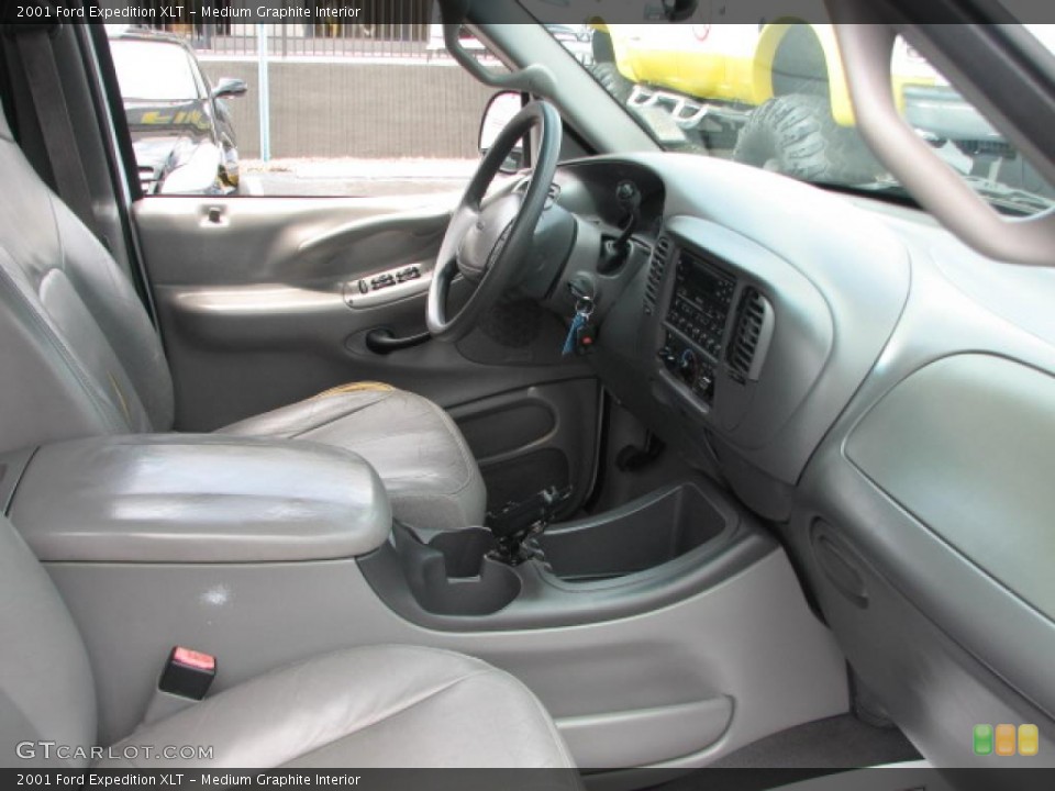 Medium Graphite Interior Photo for the 2001 Ford Expedition XLT #39885800