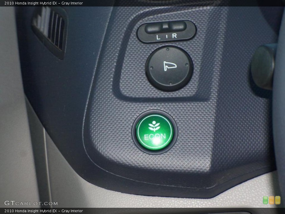 Gray Interior Controls for the 2010 Honda Insight Hybrid EX #39892782
