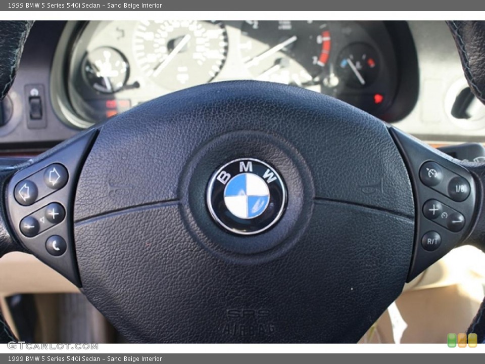 Sand Beige Interior Controls for the 1999 BMW 5 Series 540i Sedan #39892919