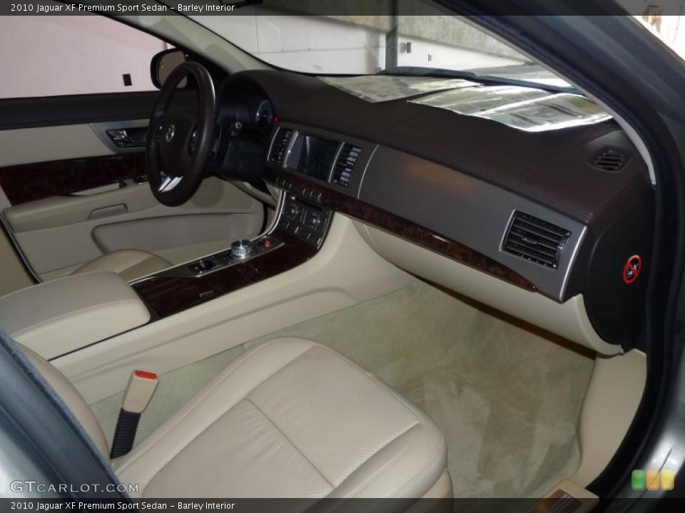 Barley Interior Photo for the 2010 Jaguar XF Premium Sport Sedan #39893194