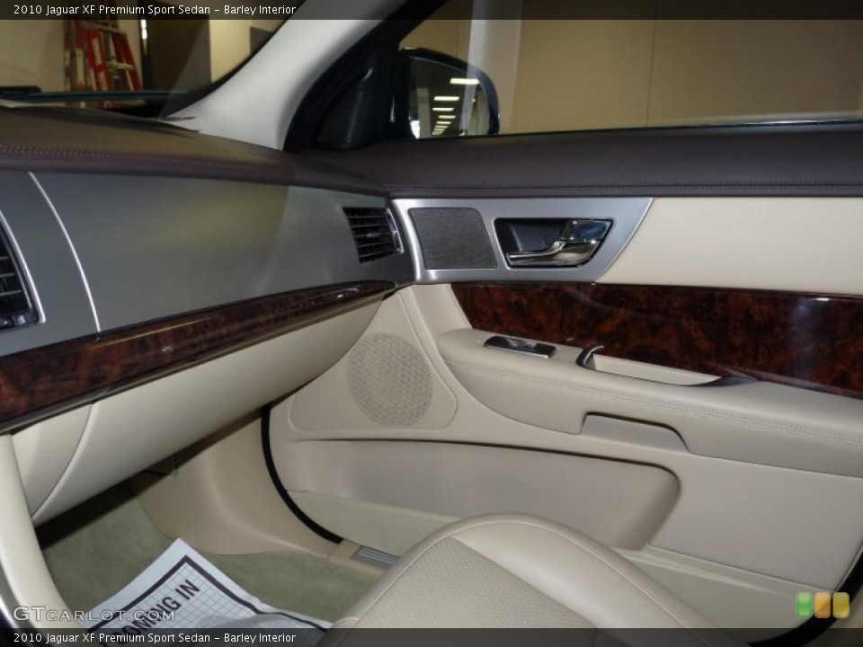 Barley Interior Photo for the 2010 Jaguar XF Premium Sport Sedan #39893258