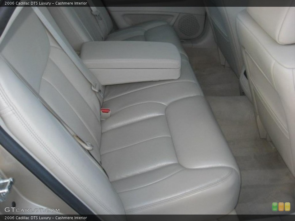 Cashmere Interior Photo for the 2006 Cadillac DTS Luxury #39894947