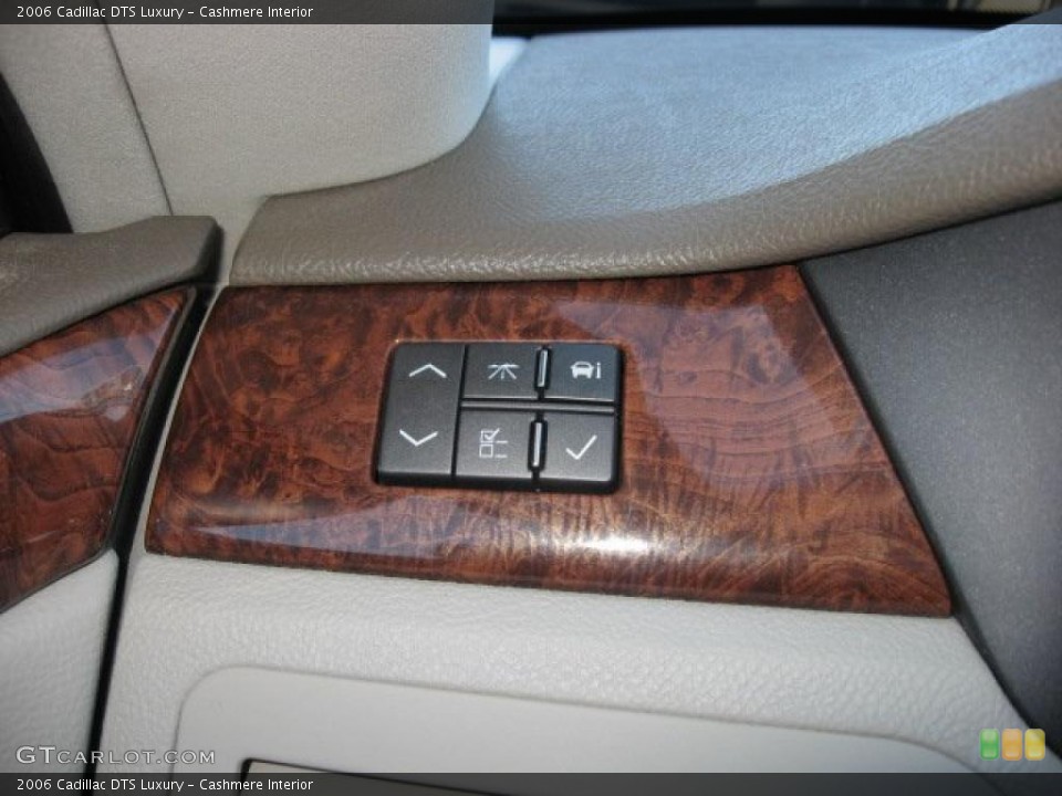Cashmere Interior Controls for the 2006 Cadillac DTS Luxury #39895063