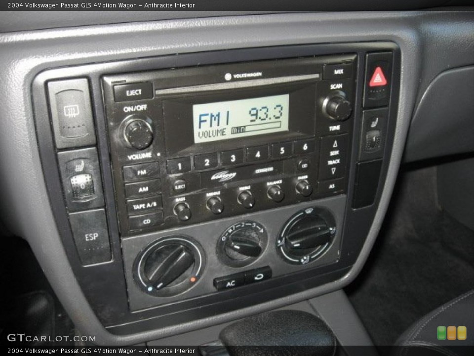 Anthracite Interior Controls for the 2004 Volkswagen Passat GLS 4Motion Wagon #39896611