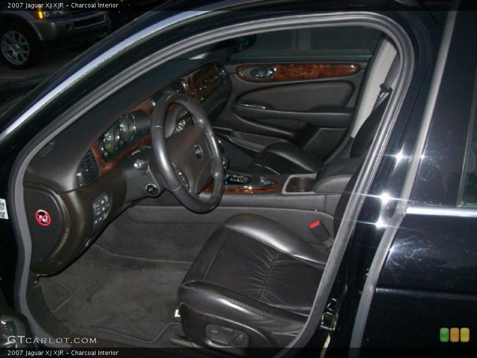 Charcoal Interior Photo for the 2007 Jaguar XJ XJR #39898415