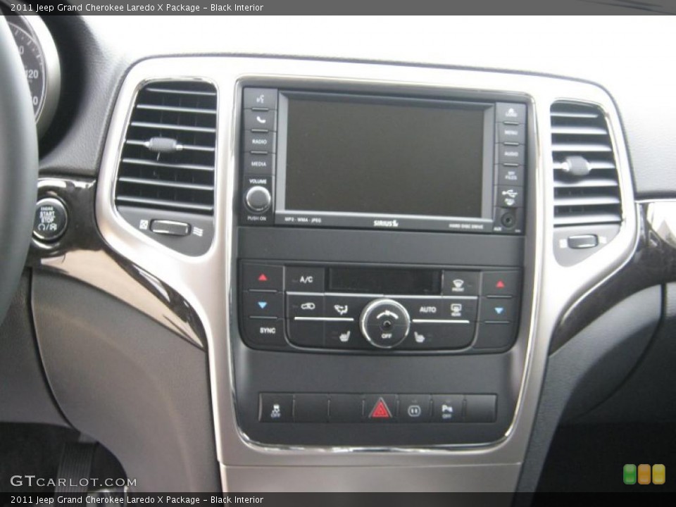 Black Interior Navigation for the 2011 Jeep Grand Cherokee Laredo X Package #39899727