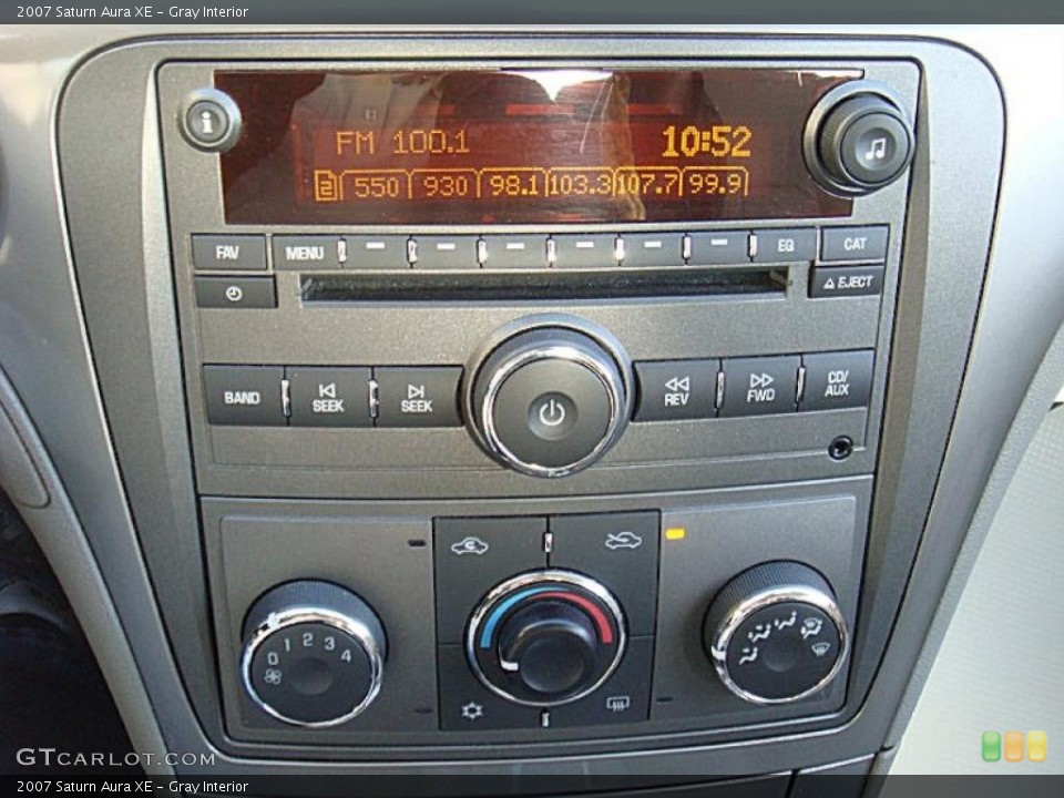 Gray Interior Controls for the 2007 Saturn Aura XE #39900971