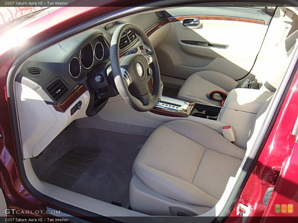 Tan Interior Photo for the 2007 Saturn Aura XE #39901343