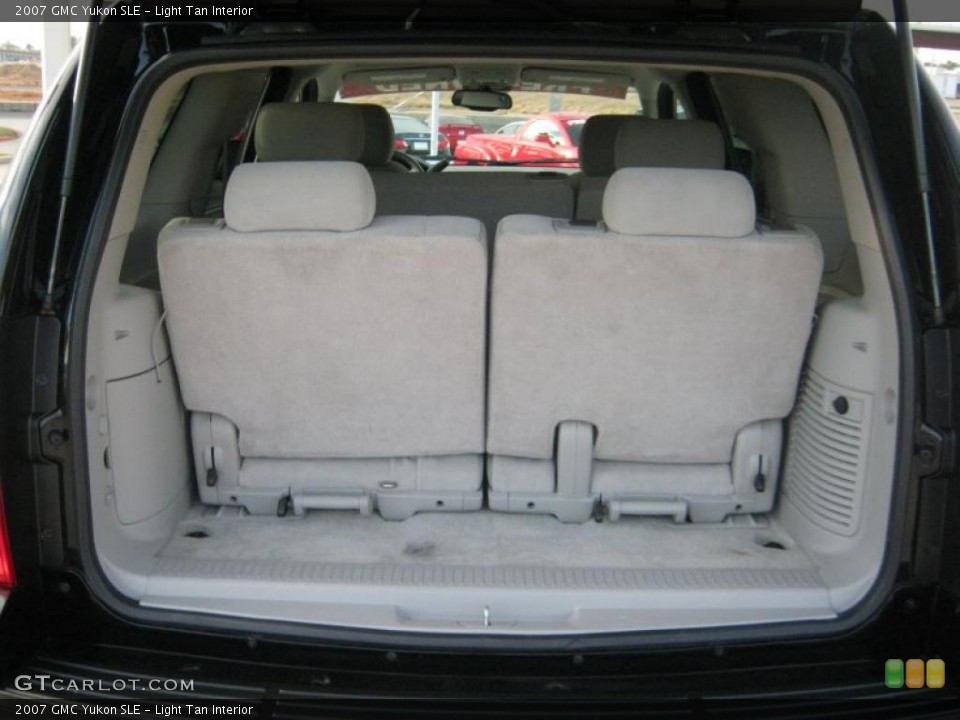 Light Tan Interior Trunk for the 2007 GMC Yukon SLE #39902191