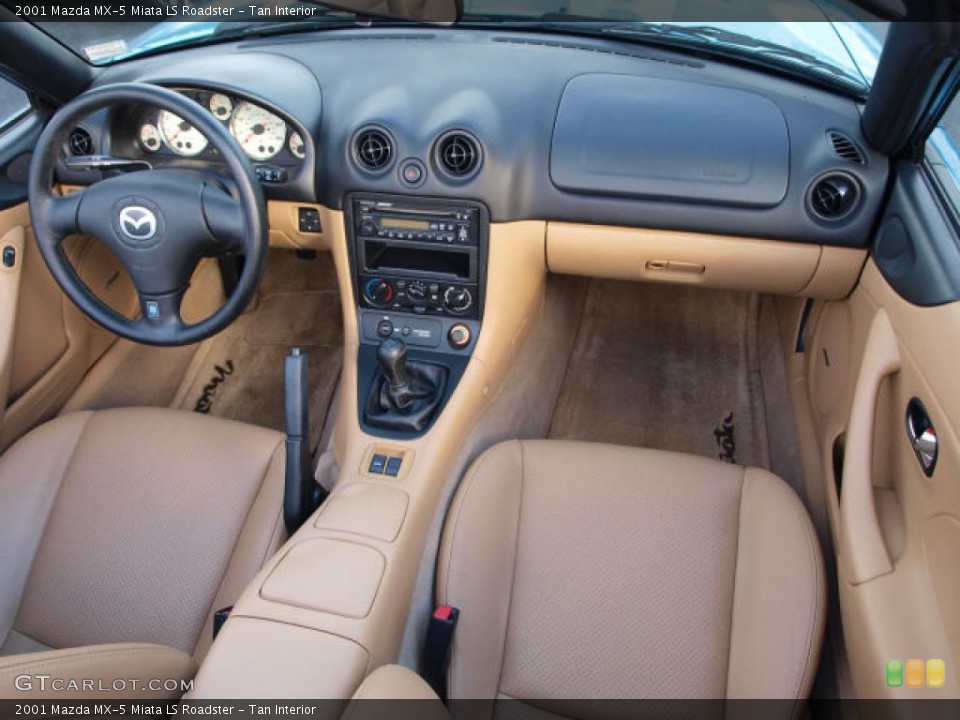 Tan 2001 Mazda MX-5 Miata Interiors