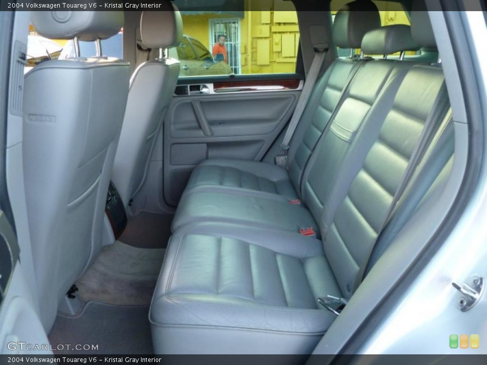 Kristal Gray Interior Photo for the 2004 Volkswagen Touareg V6 #39906531