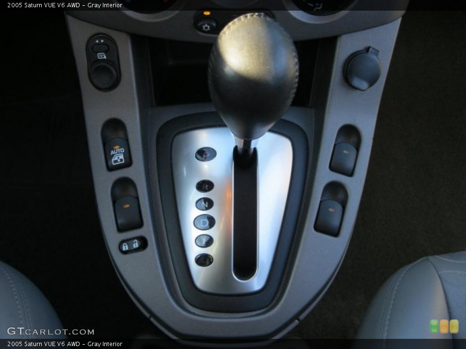Gray Interior Transmission for the 2005 Saturn VUE V6 AWD #39908487