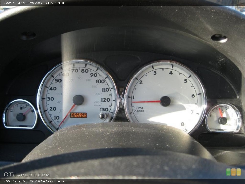 Gray Interior Gauges for the 2005 Saturn VUE V6 AWD #39908619