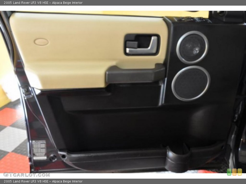 Alpaca Beige Interior Door Panel for the 2005 Land Rover LR3 V8 HSE #39911559