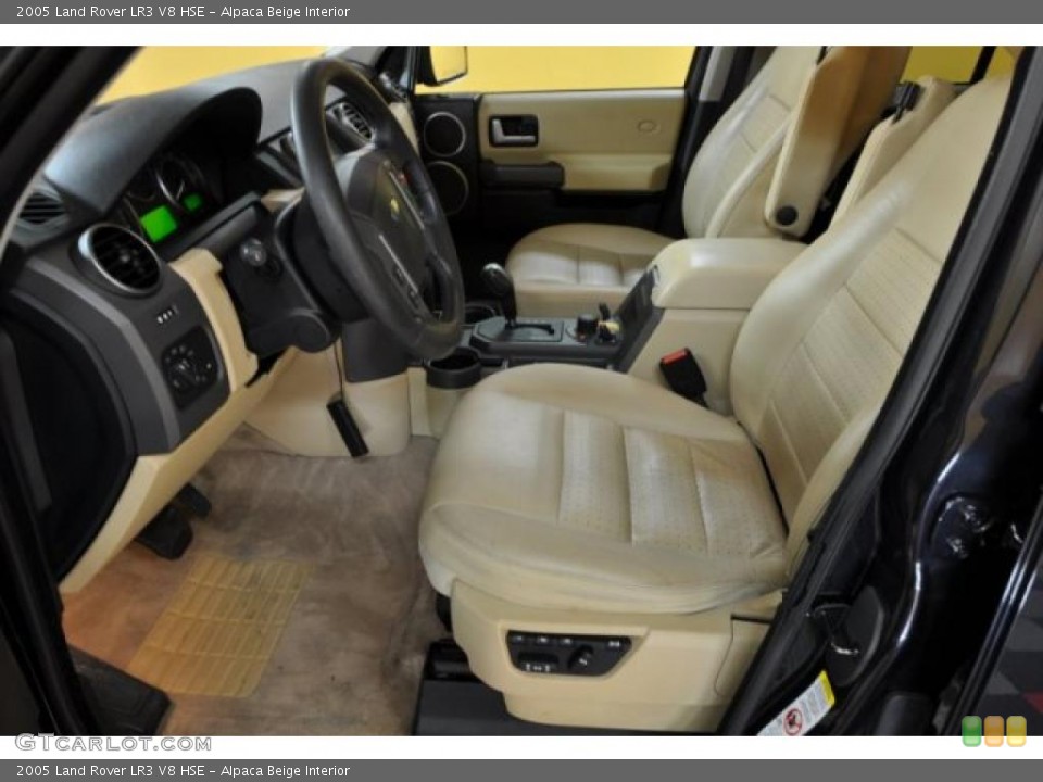 Alpaca Beige Interior Photo for the 2005 Land Rover LR3 V8 HSE #39911591
