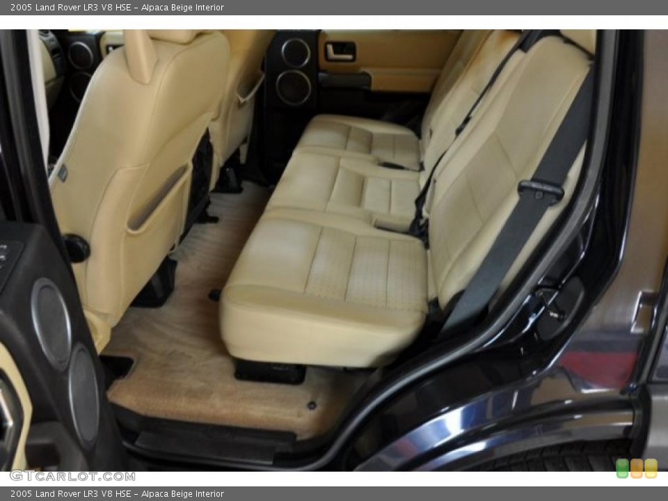 Alpaca Beige Interior Photo for the 2005 Land Rover LR3 V8 HSE #39911603