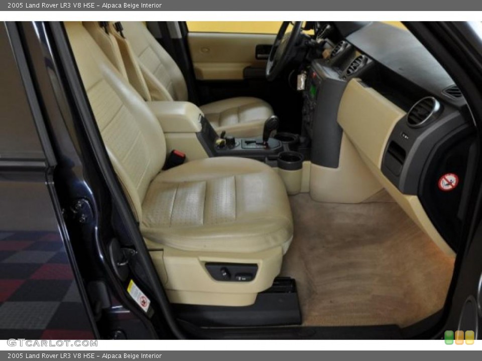 Alpaca Beige Interior Photo for the 2005 Land Rover LR3 V8 HSE #39911679