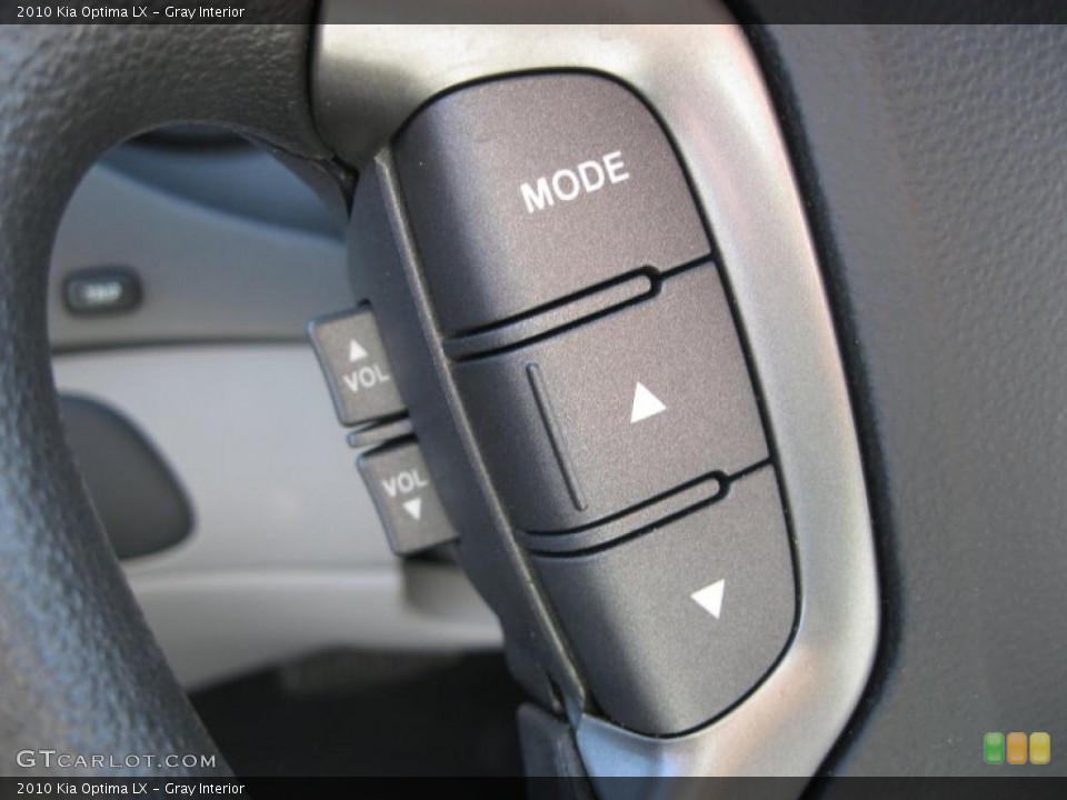 Gray Interior Controls for the 2010 Kia Optima LX #39914559