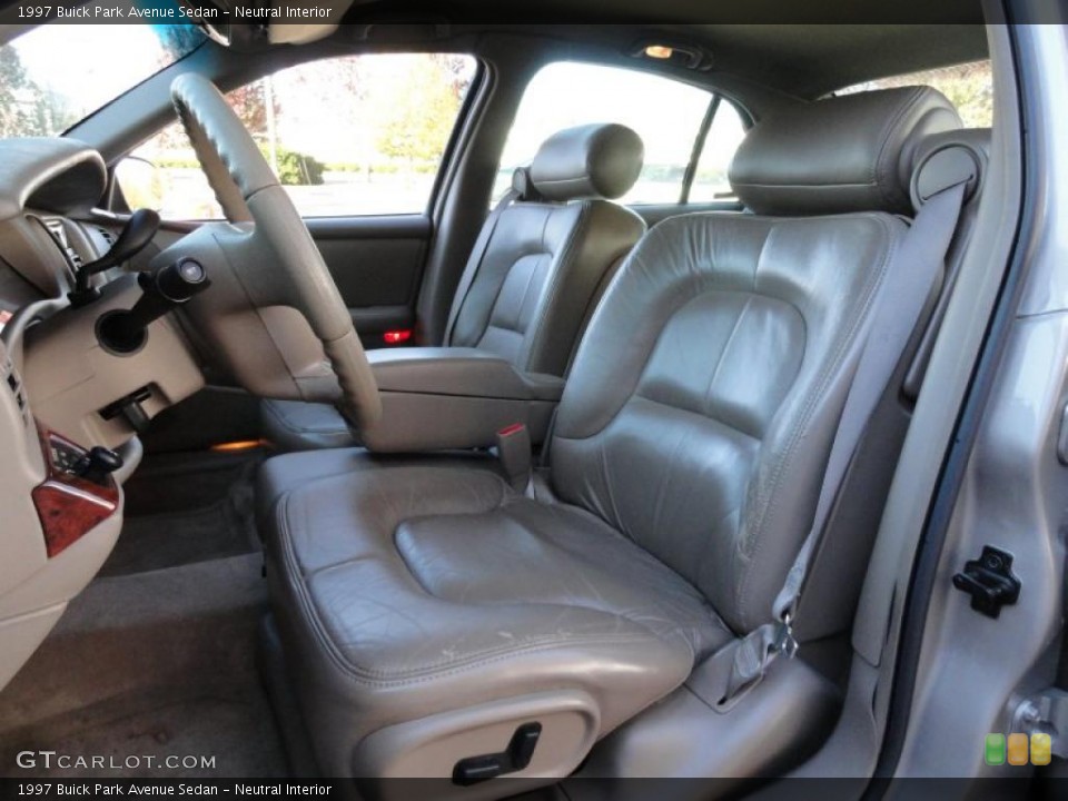 Neutral Interior Photo for the 1997 Buick Park Avenue Sedan #39916683