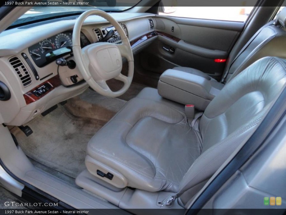 Neutral Interior Photo for the 1997 Buick Park Avenue Sedan #39916699