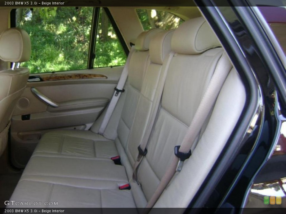 Beige Interior Photo for the 2003 BMW X5 3.0i #39918891