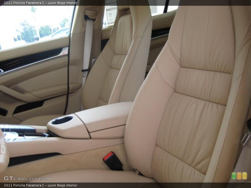 Luxor Beige Interior Photo for the 2011 Porsche Panamera S #39919527