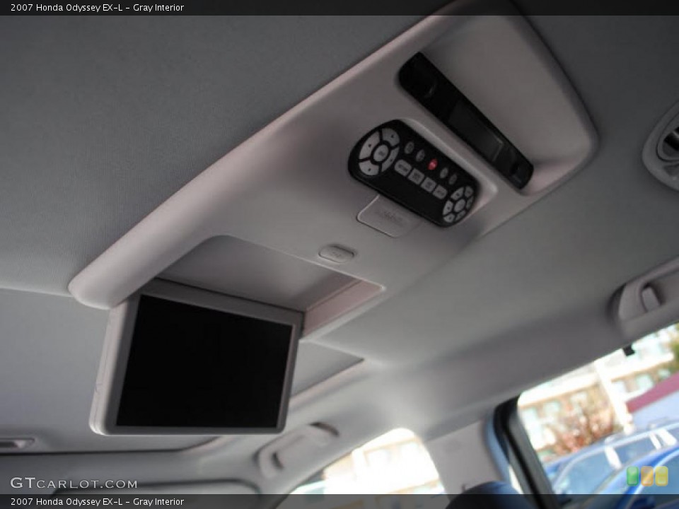 Gray Interior Controls for the 2007 Honda Odyssey EX-L #39920951