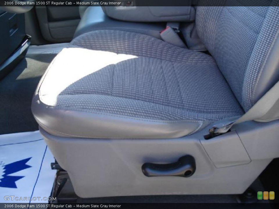 Medium Slate Gray Interior Photo for the 2006 Dodge Ram 1500 ST Regular Cab #39921495