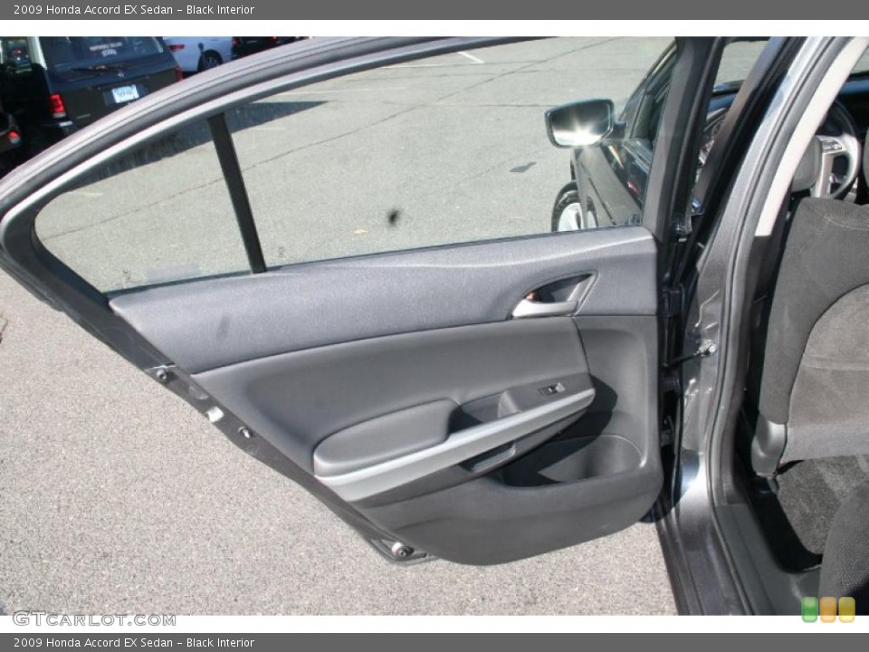 Black Interior Door Panel for the 2009 Honda Accord EX Sedan #39929560
