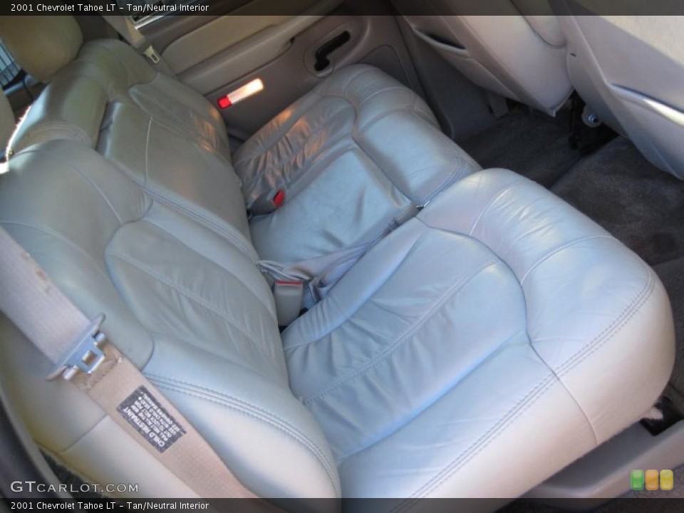 Tan/Neutral Interior Photo for the 2001 Chevrolet Tahoe LT #39931100
