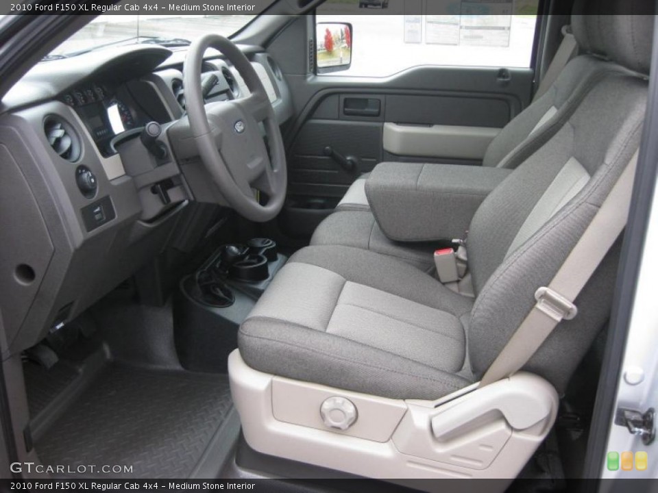 Medium Stone Interior Photo for the 2010 Ford F150 XL Regular Cab 4x4 #39935352