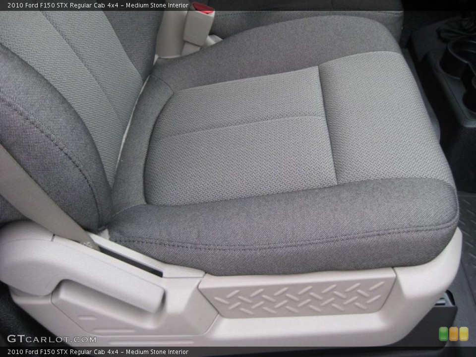 Medium Stone Interior Photo for the 2010 Ford F150 STX Regular Cab 4x4 #39936124
